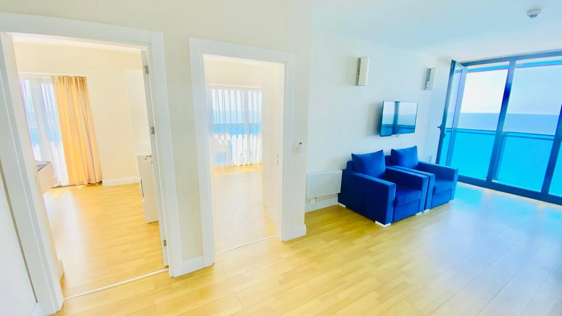 아파트 Best Apart Batumi City U Mzii 15