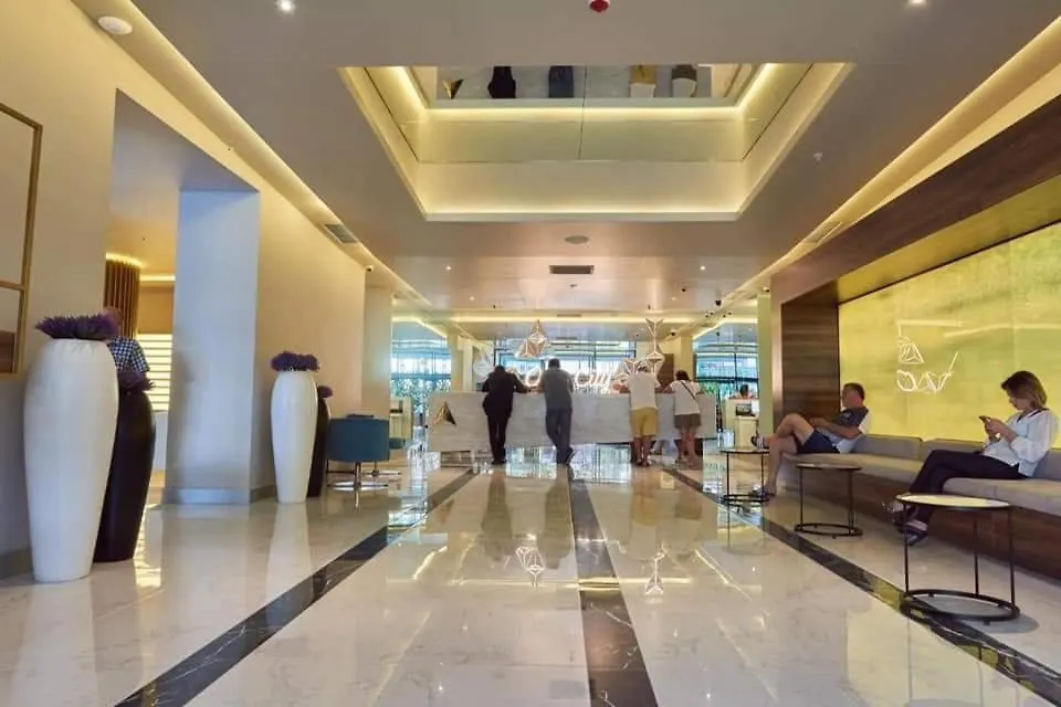 아파트 Best Apart Batumi City U Mzii 15